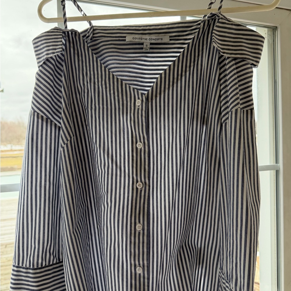 Collective Concepts Navy & White Striped Cold-Shoulder Button Front Blouse